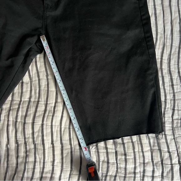 Men’s Volcom cut off shorts Size 32 - Picture 5 of 5